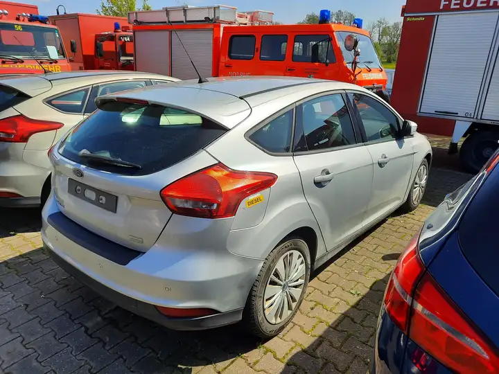 Left hand drive FORD FOCUS Trend Lim. 1.6 TDCi 