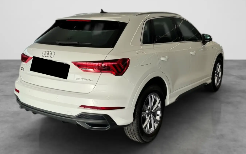 AUDI Q3 (01/01/2022) - 