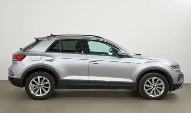 VOLKSWAGEN T-ROC (01/05/2023) - 