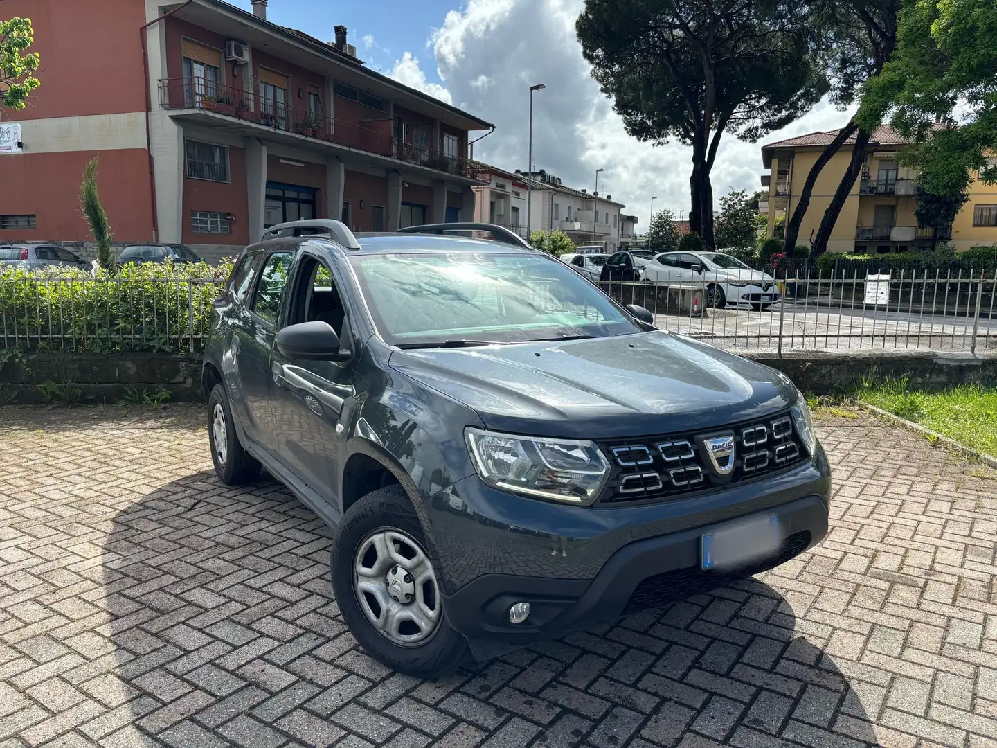 Left hand drive DACIA DUSTER Duster 1.5 blue dci Essential 