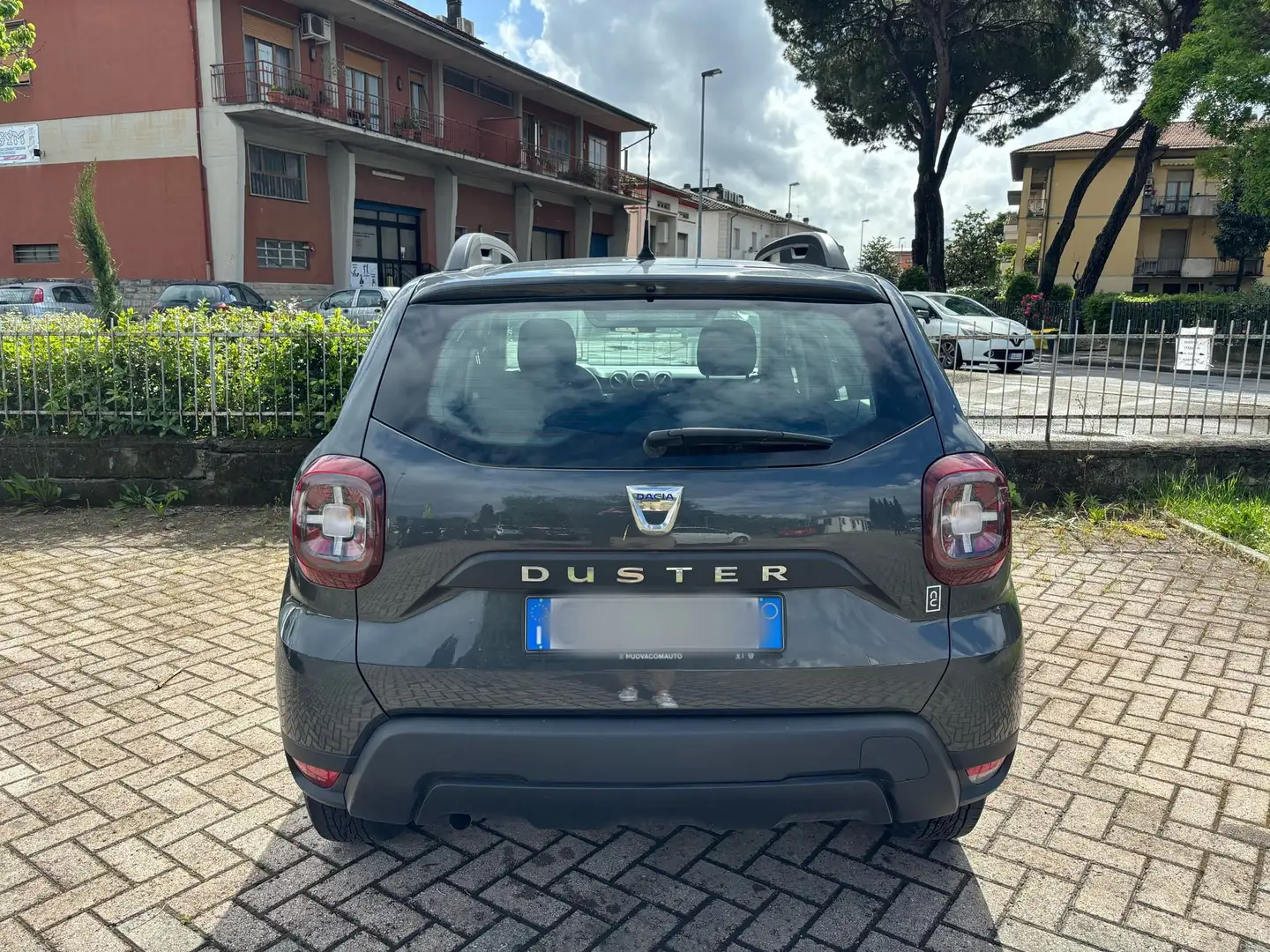 Left hand drive DACIA DUSTER Duster 1.5 blue dci Essential 