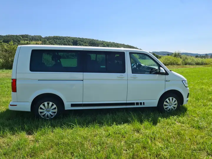 Left hand drive VOLKSWAGEN CARAVELLE T6 DSG Comfortline