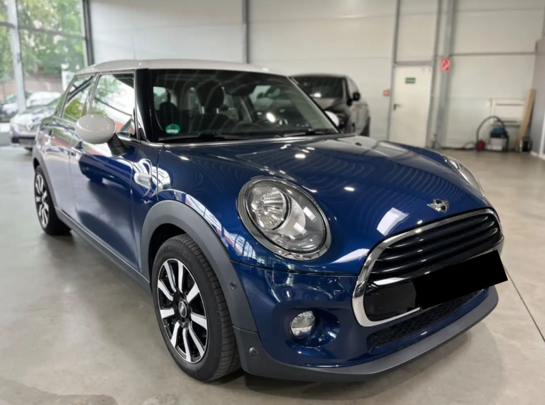 Left hand drive MINI COOPER 5-trg