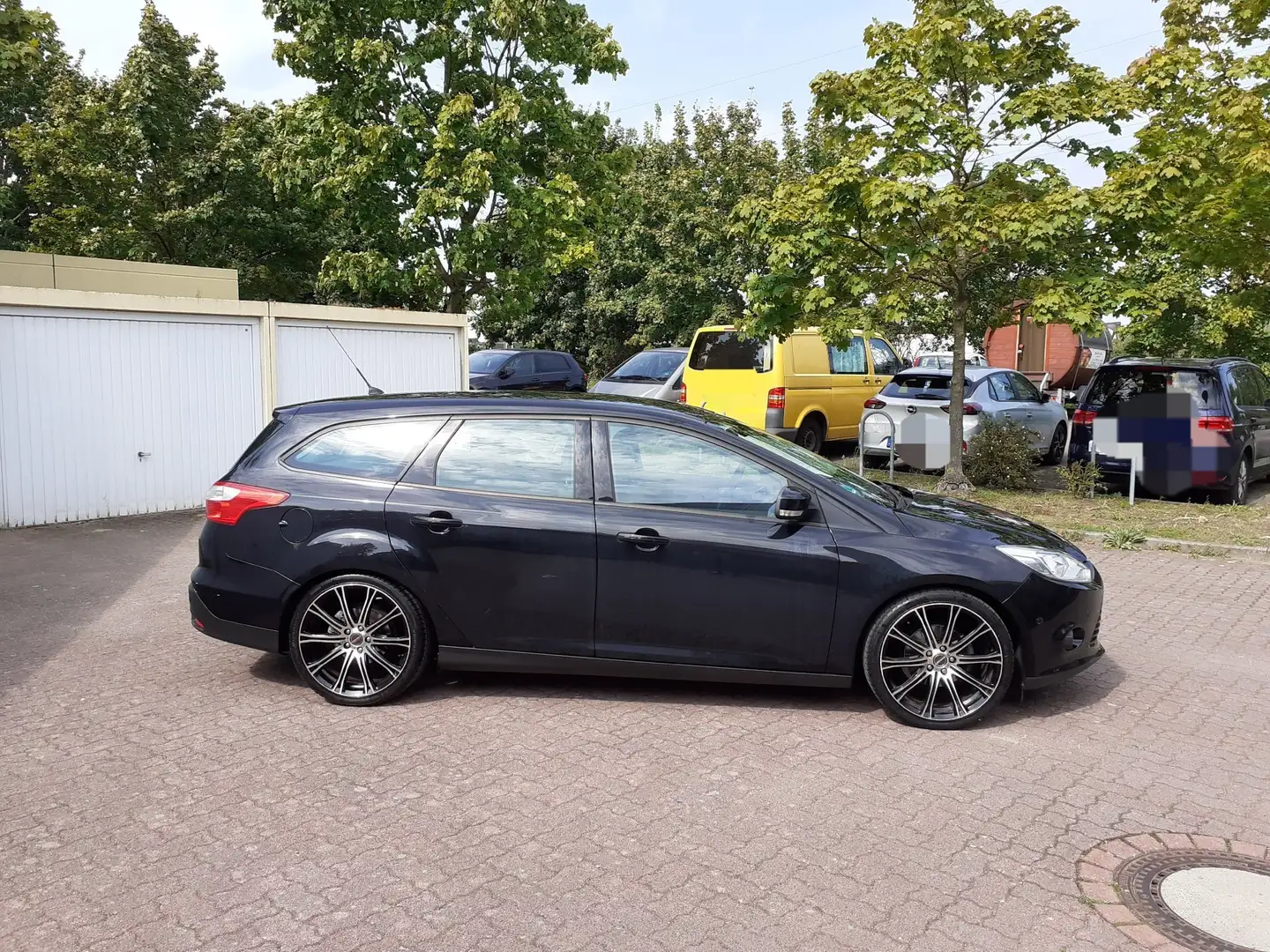 Left hand drive FORD FOCUS Turnier 1.0 EcoBoost