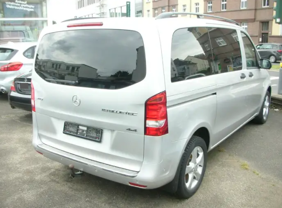 Left hand drive MERCEDES VITO 119 CDI Autom. 