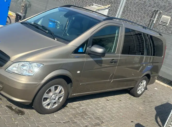 MERCEDES VITO (01/12/2012) - 