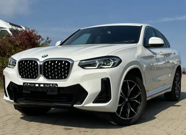 Left hand drive BMW X4 xDrive 20 i M Sport