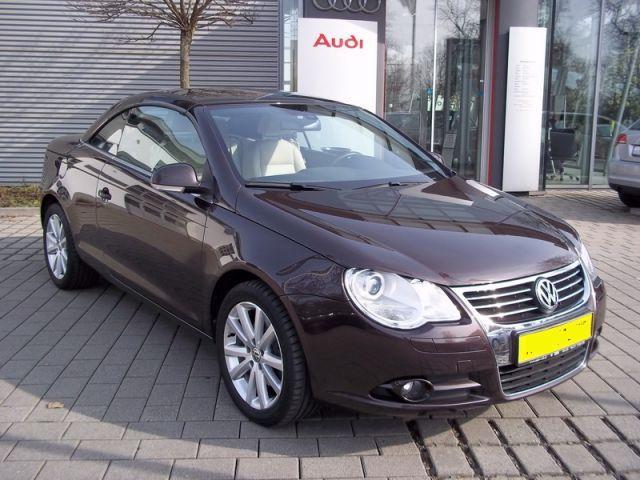 lhd VOLKSWAGEN EOS (02/2008) - Metallic Samoa Red Pearl - lieu: