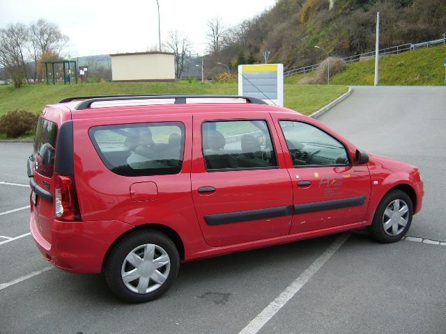 DACIA LOGAN (01/09/2010) - 